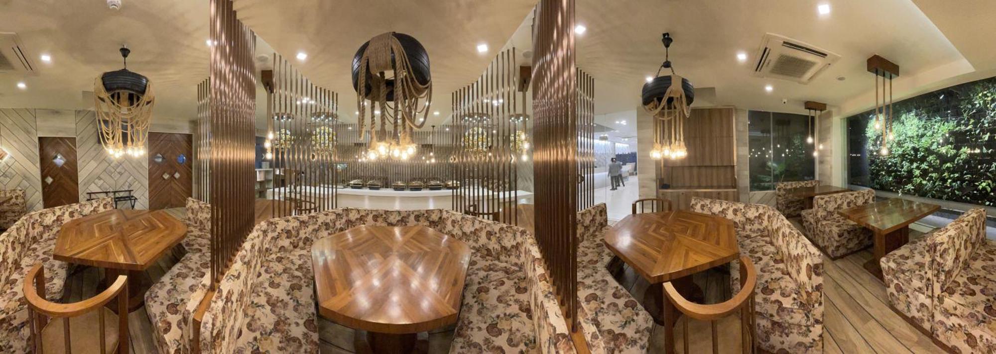 De Glance Hotel Сурат Екстериор снимка